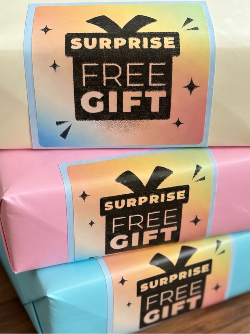 Surprise Free Gift Stickers 100ct. - Picture 3 of 6
